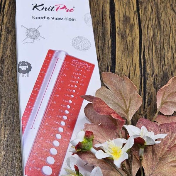 Bild på stickmått med linjal från KnitPro